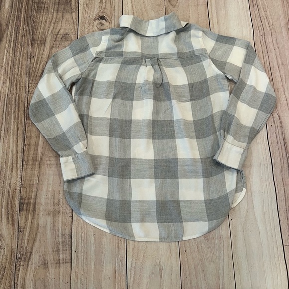 LOFT women Gray and White Plaid long sleeve Shirt/size XXSP - Picture 8 of 10